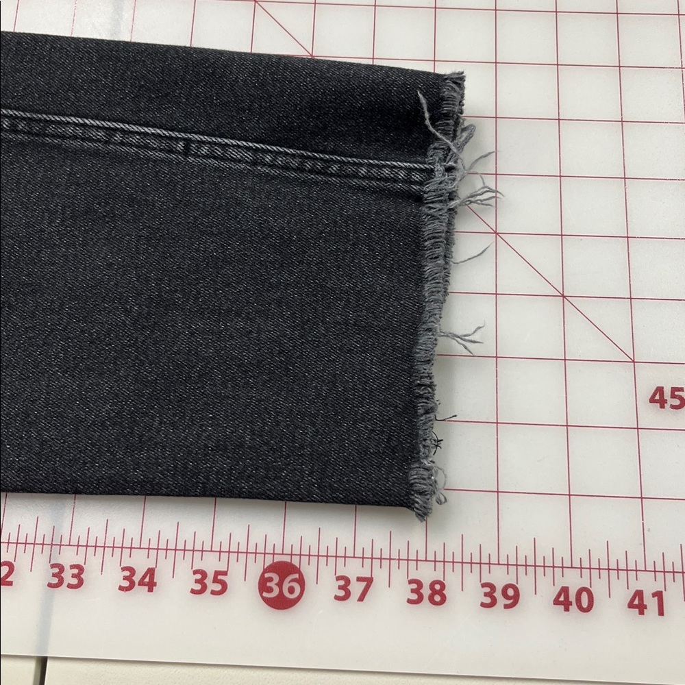 RE/DONE Button Fly Black Wash Raw-Edge Hem Cotton Weekend Casual Denim Jean 28 - Picture 16 of 16